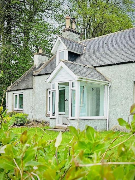 Cosy Country House In Deeside Finzean エクステリア 写真